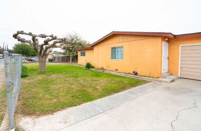 790 Rose Lane, Porterville, CA 93257