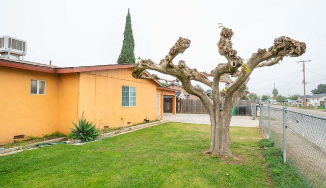 790 Rose Lane, Porterville, CA 93257