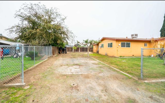 790 Rose Lane, Porterville, CA 93257