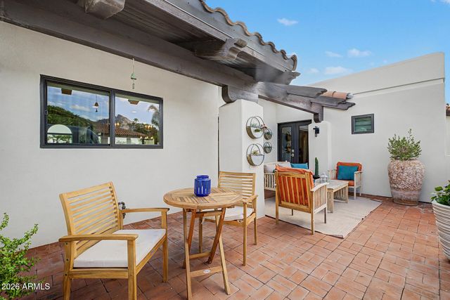 3169 E BERRIDGE Lane, Phoenix, AZ 85016
