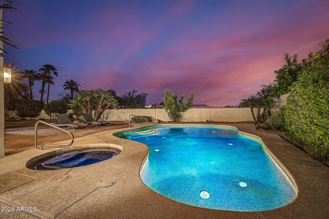 3169 E BERRIDGE Lane, Phoenix, AZ 85016