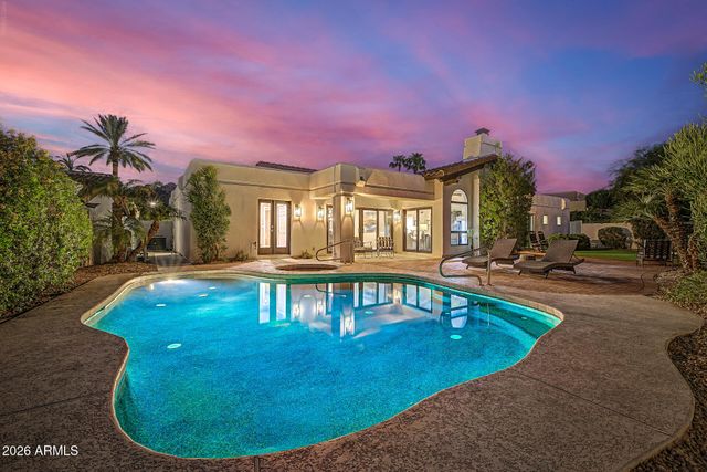 3169 E BERRIDGE Lane, Phoenix, AZ 85016