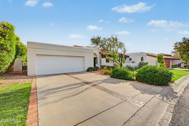 3169 E BERRIDGE Lane, Phoenix, AZ 85016