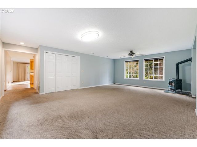 16700 ARNEY Rd, Woodburn, OR 97071