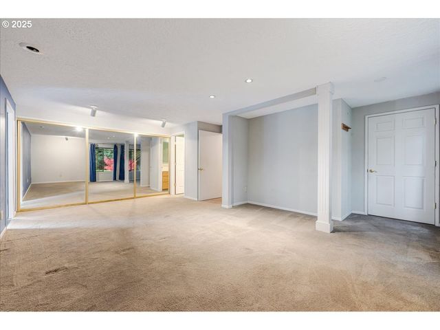 16700 ARNEY Rd, Woodburn, OR 97071