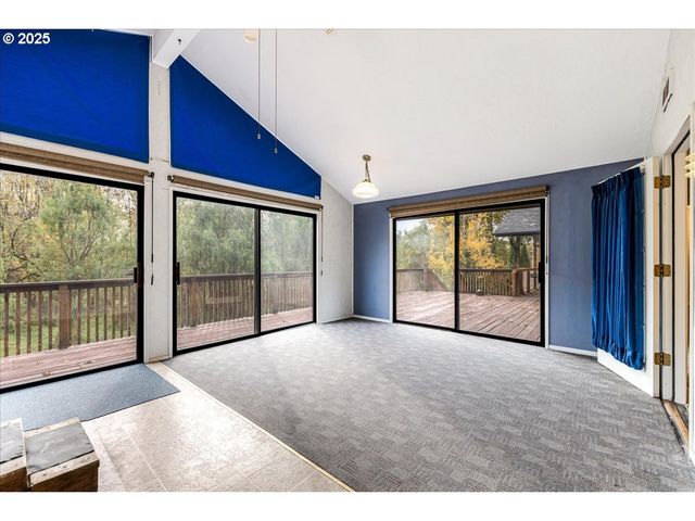 16700 ARNEY Rd, Woodburn, OR 97071