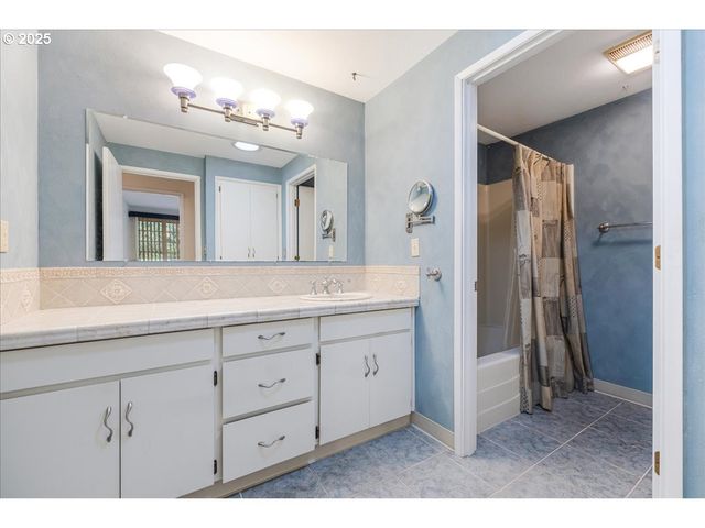 16700 ARNEY Rd, Woodburn, OR 97071