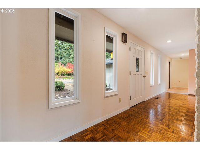 16700 ARNEY Rd, Woodburn, OR 97071