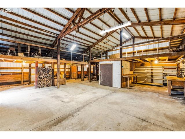 16700 ARNEY Rd, Woodburn, OR 97071