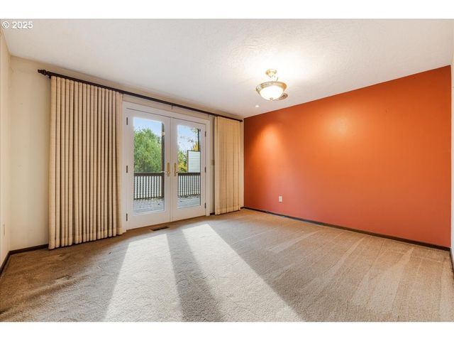 16700 ARNEY Rd, Woodburn, OR 97071