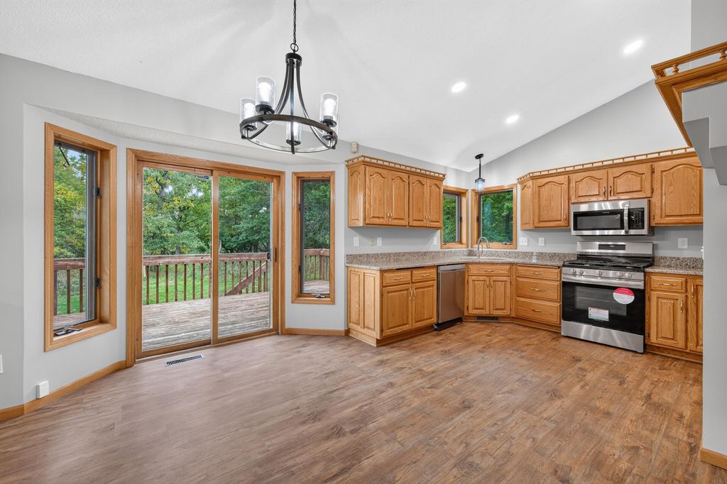 20964 Beaver Dam Court NE, East Bethel, MN 55011 — photo 4