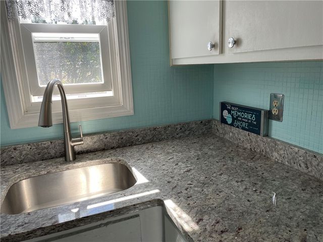 271 Great Island Road, Narragansett, RI 02882