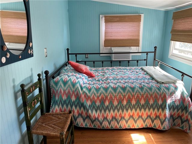 271 Great Island Road, Narragansett, RI 02882