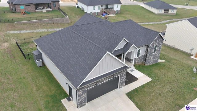 108 Summit Creek Drive, Elizabethtown, KY 42701