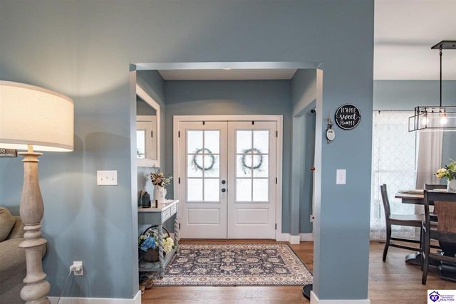 108 Summit Creek Drive, Elizabethtown, KY 42701