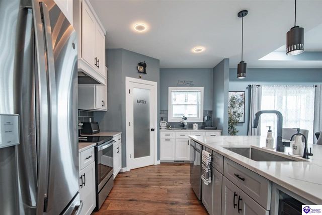 108 Summit Creek Drive, Elizabethtown, KY 42701