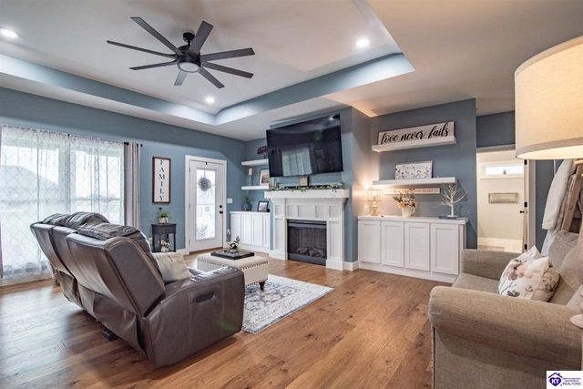 108 Summit Creek Drive, Elizabethtown, KY 42701