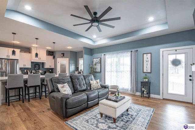 108 Summit Creek Drive, Elizabethtown, KY 42701