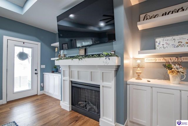 108 Summit Creek Drive, Elizabethtown, KY 42701