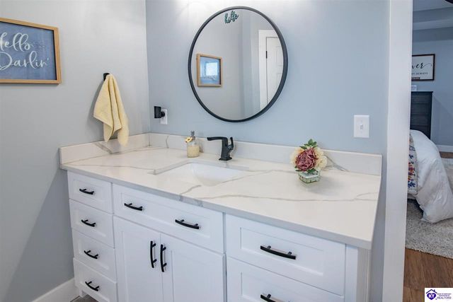 108 Summit Creek Drive, Elizabethtown, KY 42701