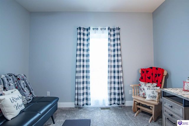 108 Summit Creek Drive, Elizabethtown, KY 42701