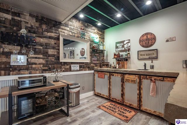 108 Summit Creek Drive, Elizabethtown, KY 42701