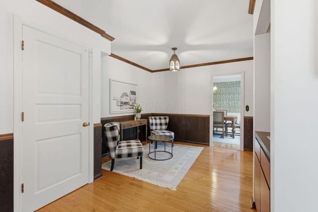 4350 Crown Point Drive, Columbus, OH 43220