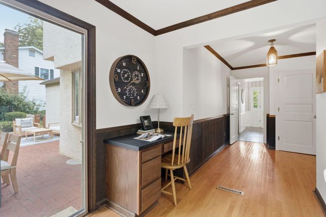 4350 Crown Point Drive, Columbus, OH 43220