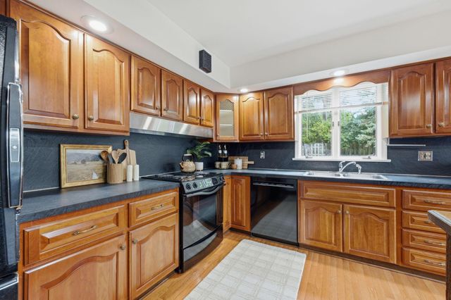 4350 Crown Point Drive, Columbus, OH 43220