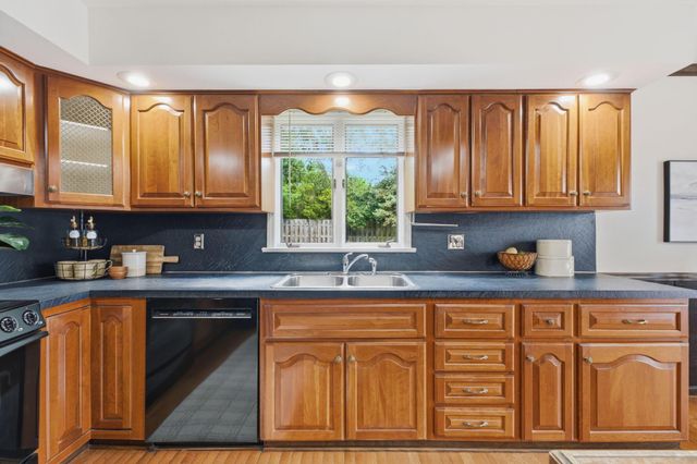 4350 Crown Point Drive, Columbus, OH 43220