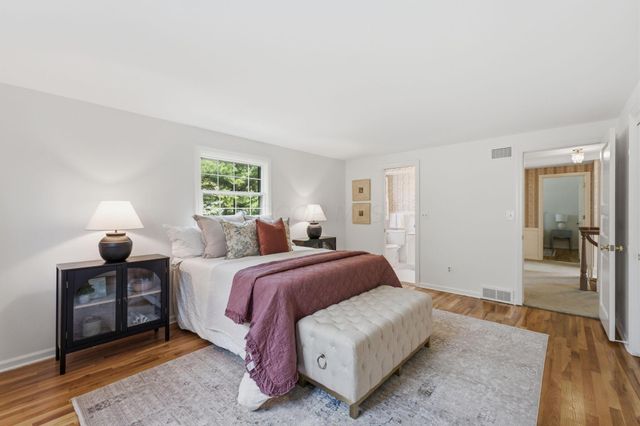 4350 Crown Point Drive, Columbus, OH 43220