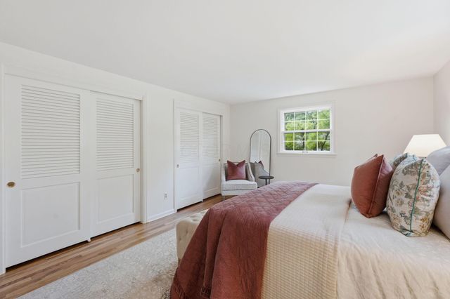 4350 Crown Point Drive, Columbus, OH 43220