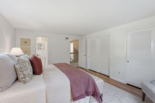 4350 Crown Point Drive, Columbus, OH 43220