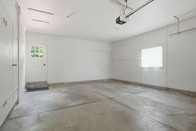 4350 Crown Point Drive, Columbus, OH 43220