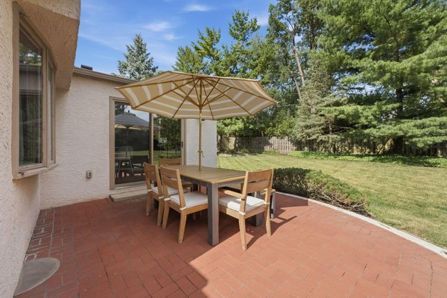4350 Crown Point Drive, Columbus, OH 43220