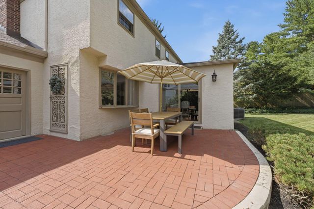 4350 Crown Point Drive, Columbus, OH 43220