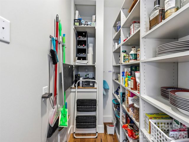 242 Whistlewood Lane, Hendersonville, NC 28739