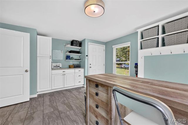 18 Chaminade Drive, St Louis, MO 63141
