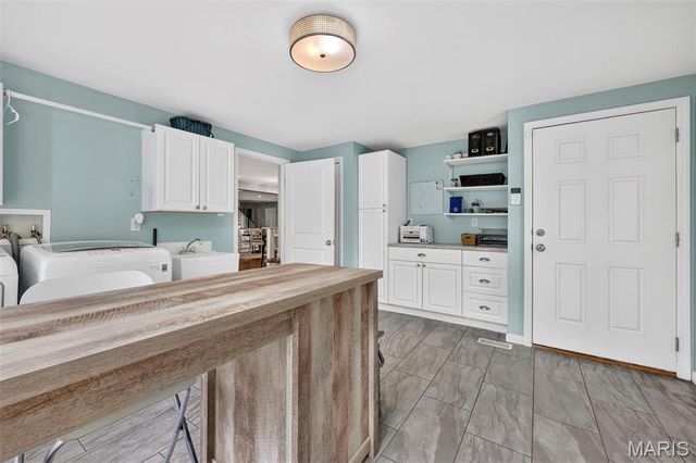 18 Chaminade Drive, St Louis, MO 63141