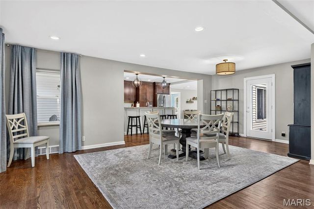 18 Chaminade Drive, St Louis, MO 63141