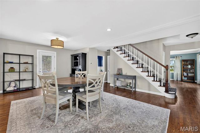 18 Chaminade Drive, St Louis, MO 63141