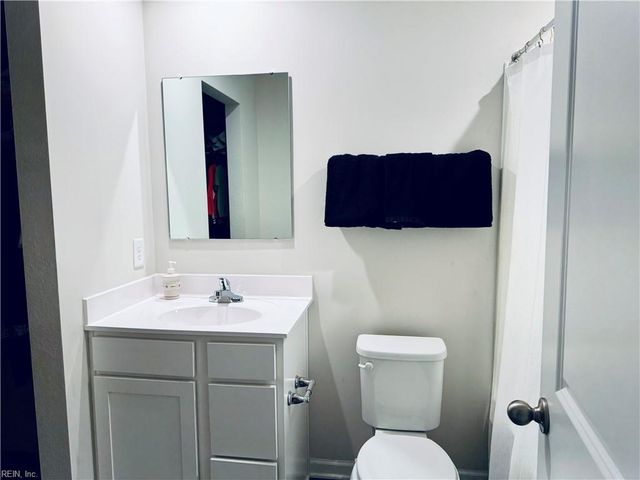 15 Clara CT, Suffolk, VA 23434