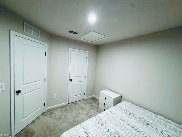 15 Clara CT, Suffolk, VA 23434
