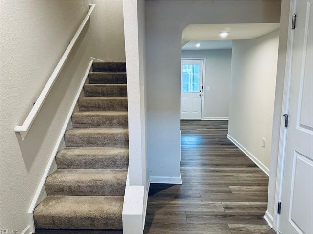 15 Clara CT, Suffolk, VA 23434