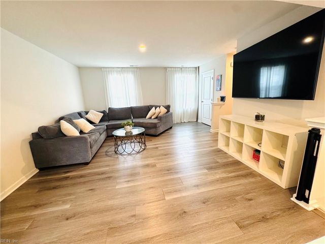15 Clara CT, Suffolk, VA 23434