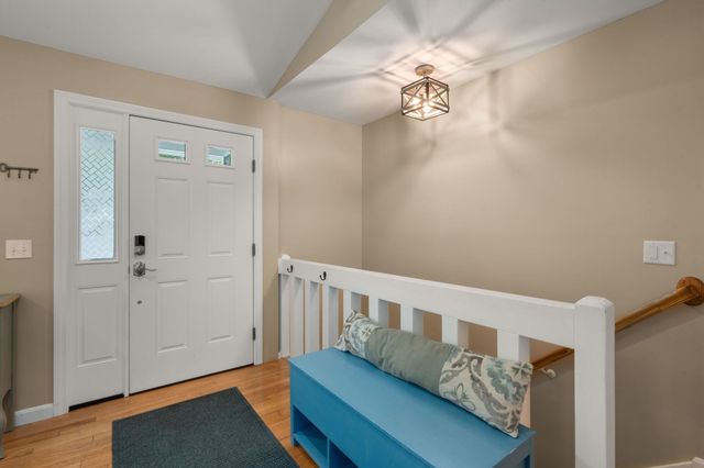 71 Althea Rd, Falmouth, MA 02556