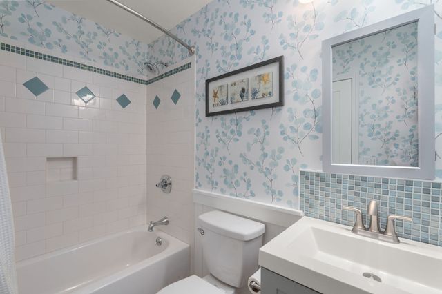 71 Althea Rd, Falmouth, MA 02556