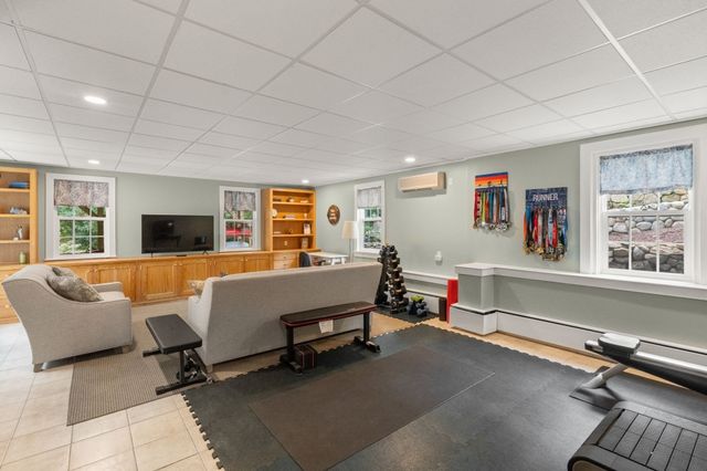 71 Althea Rd, Falmouth, MA 02556
