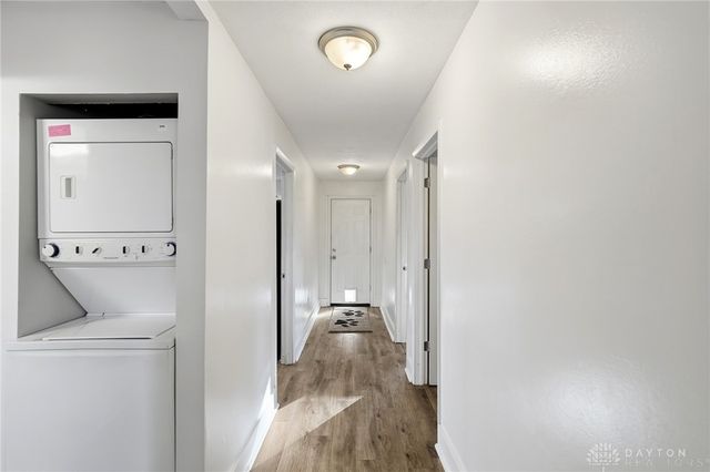 122 Lake Shore Drive, Medway, OH 45341