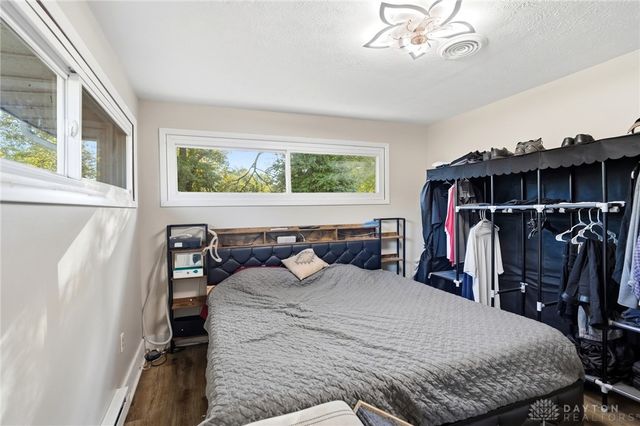 122 Lake Shore Drive, Medway, OH 45341